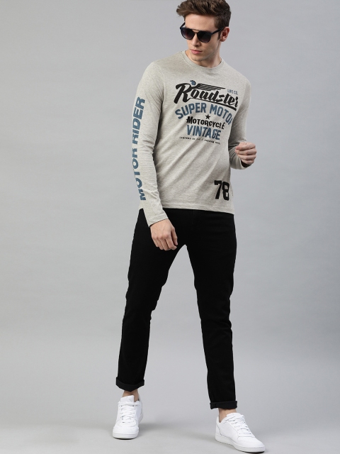 

Roadster Men Grey Melange Printed Round Neck T-shirt