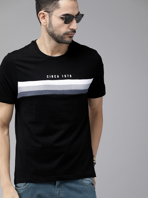 

The Roadster Lifestyle Co Men Black Grey Striped Round Neck Pure Cotton T-shirt