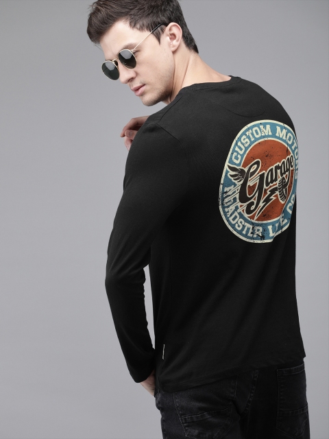 

Roadster Men Black Back Printed Round Neck Pure Cotton T-shirt
