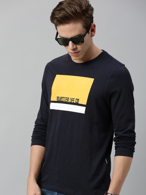 

Roadster Men Navy Blue Printed Round Neck T-shirt