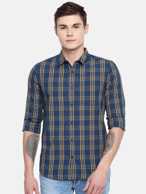 

SPYKAR Men Navy Blue & Beige Slim Fit Checked Casual Shirt