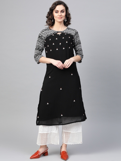 

Pannkh Women Black & White Embroidered Straight Kurta
