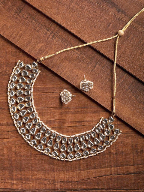 

Zaveri Pearls Gold-Plated & Kundan Studded Jewellery Set