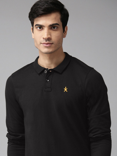 

Roadster Men Black Solid Polo Collar T-shirt