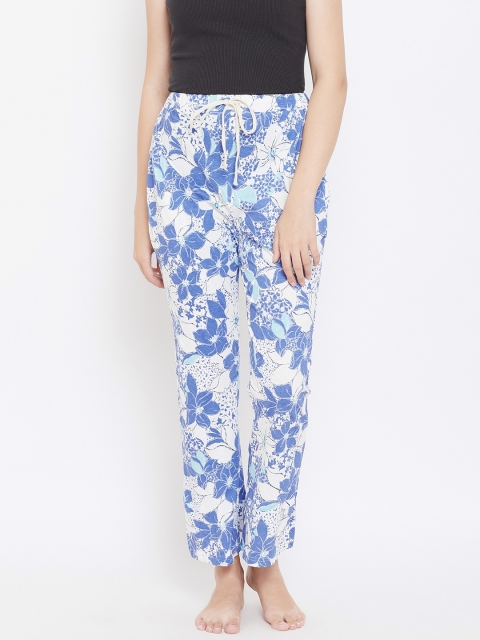 

9teenAGAIN Women White & Blue Printed Lounge Pants