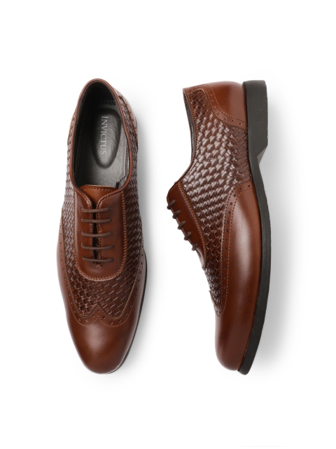Men Tan Brown Textured Oxfords