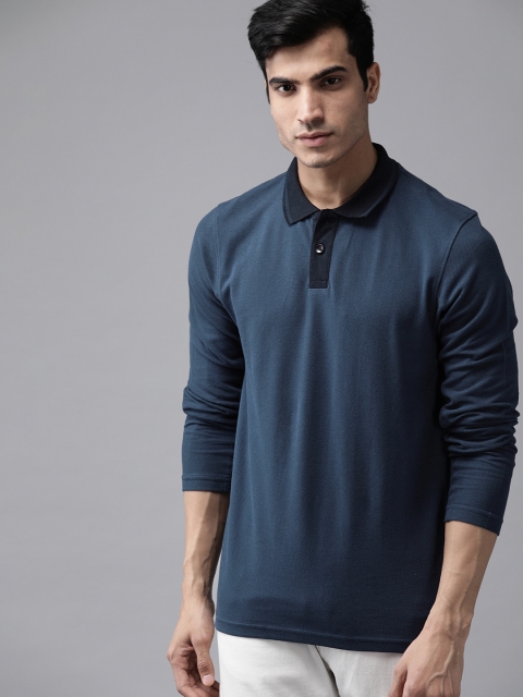 

Roadster Men Navy Blue Solid Polo Collar T-shirt