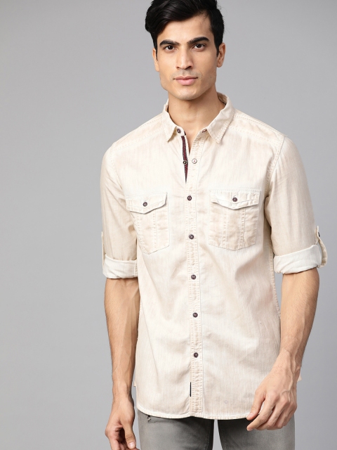 

The Roadster Lifestyle Co Men Beige Regular Fit Solid Casual Shirt