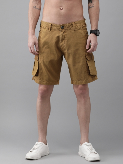 

Roadster Men Khaki Solid Regular Fit Cargo Shorts