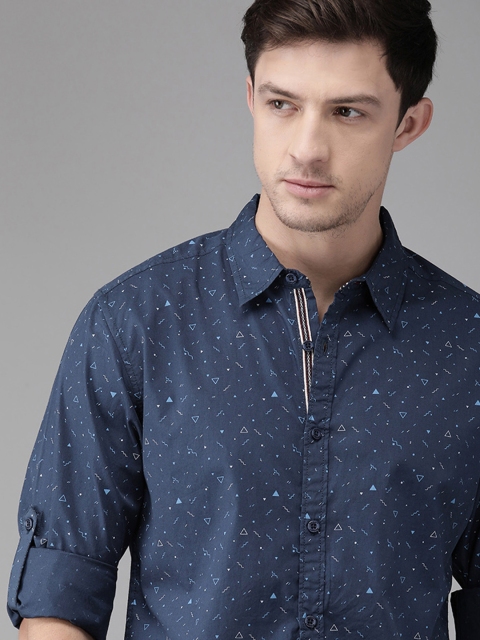 

Roadster Men Blue Regular Fit Micro Print Shirt