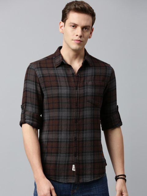 

Roadster Men Brown & Grey Regular Fit Checked Casual Shirt