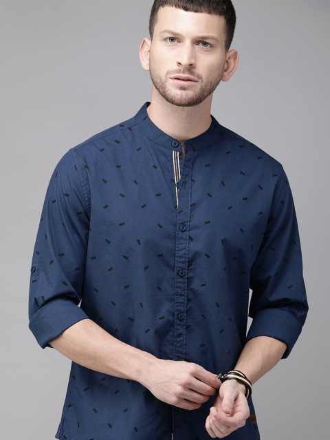 

Roadster Men Blue & Black Regular Fit Printed Casual Shirt