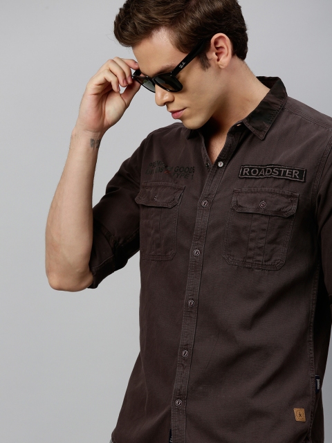 

The Roadster Lifestyle Co Men Coffee Brown Regular Fit Solid Casual Shirt