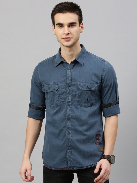 

Roadster Men Teal Blue Regular Fit Solid Casual Shirt