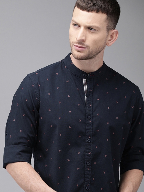 

Roadster Men Navy Blue & Brown Regular Fit Printed Sustainable Casual Shirt