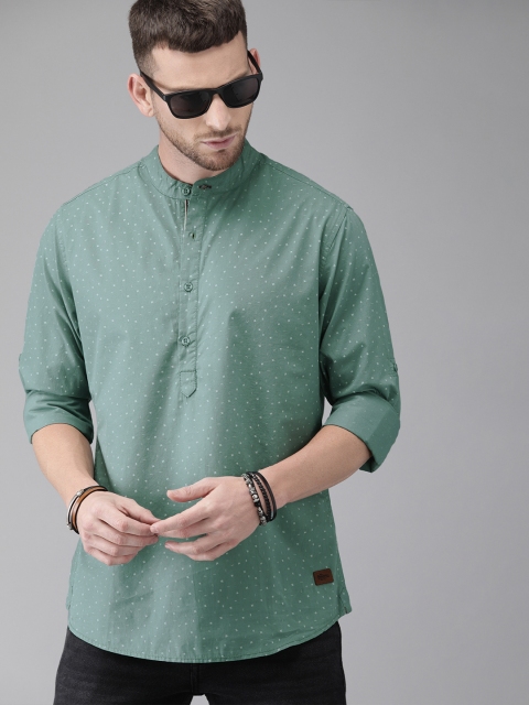 

Roadster Men Green & White Regular Fit Printed Casual Shirt