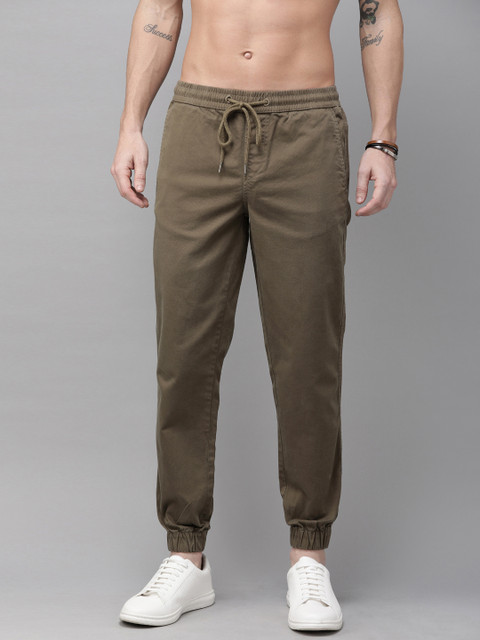 

Roadster Men Olive Brown Regular Fit Solid Joggers