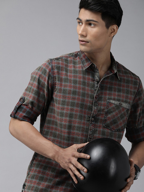 

The Roadster Lifestyle Co Men Brown & Red Tartan Checked Oxford Opaque Casual Shirt