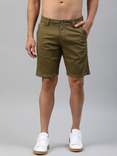 

The Roadster Lifestyle Co Men Brown Solid Regular Fit Regular Shorts