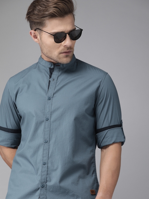 

Roadster Men Teal Blue Regular Fit Solid Casual Shirt