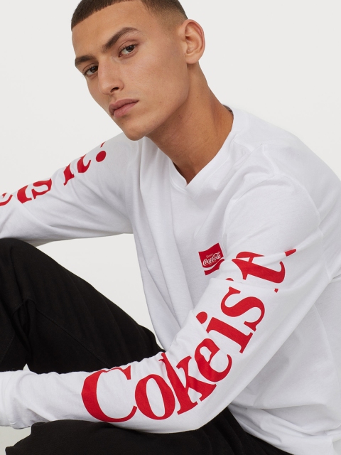 

H&M Men White & Red Solid Long-sleeved Jersey Sweatshirt