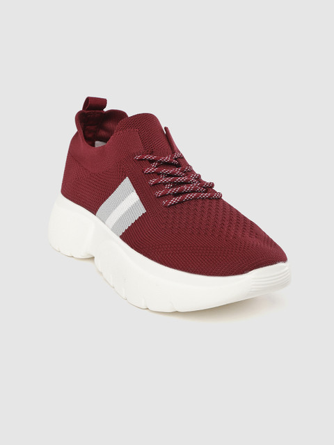 

Carlton London sports Women Maroon Woven Design Running Shoes