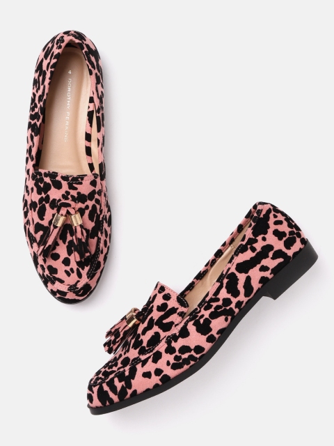 

DOROTHY PERKINS Women Peach-Coloured & Black Leopard Printed Tasselled Loafers