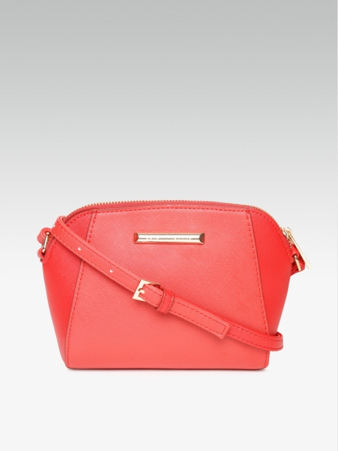 

DOROTHY PERKINS Red Solid Sling Bag