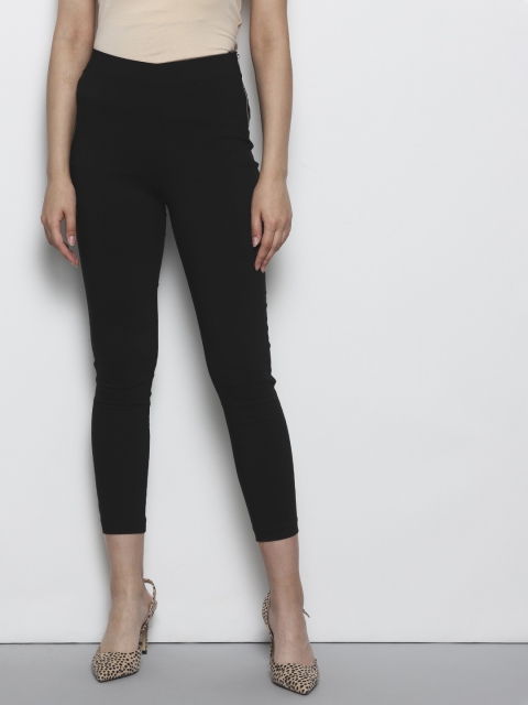 

DOROTHY PERKINS Women Black Petite Solid Cropped Treggings