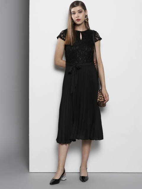 

DOROTHY PERKINS Women Petite Black Petite Solid Accordion Pleats A-Line Dress