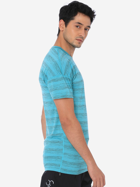 

Puma Men Blue Striped Round Neck T-shirt