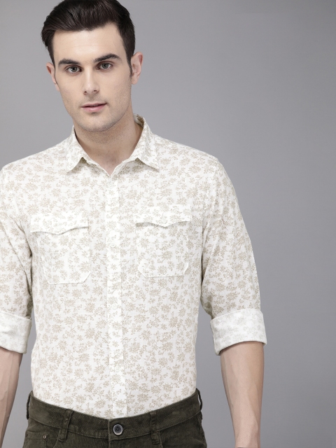 

TrueModa Men White & Olive Green Slim Fit Printed Smart Casual Shirt