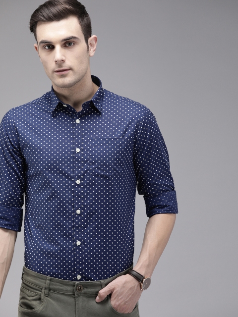 

TrueModa Men Navy Blue & White Slim Fit Pola Dot Printed Smart Casual Shirt