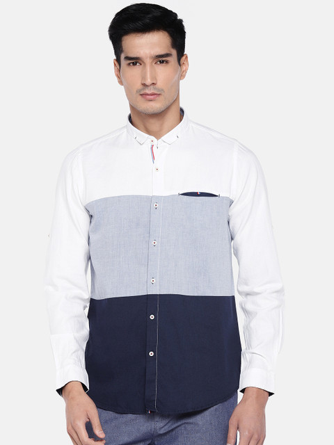 

Turtle Men White & Blue Slim Fit Solid Casual Shirt