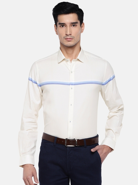 

Turtle Men Cream-Coloured Relaxed Slim Fit Solid Formal Shirt