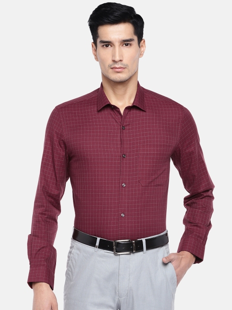 

Turtle Men Maroon & White Slim Fit Checked Formal Shirt