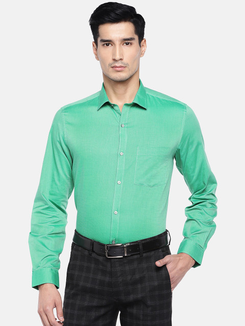 

Turtle Men Green Relaxed Slim Fit Solid Formal Shirt