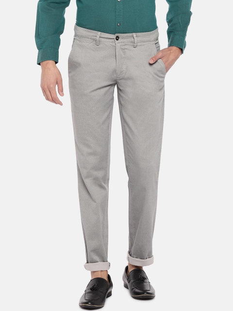 

Turtle Men Grey Tapered Fit Solid Chinos