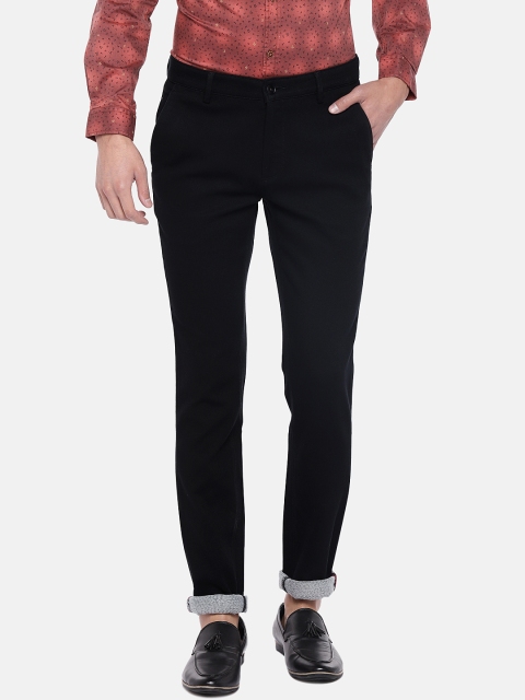 

Turtle Men Black Tapered Fit Solid Chinos