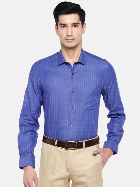 

Turtle Men Blue Relaxed Slim Fit Checked Formal Shirt