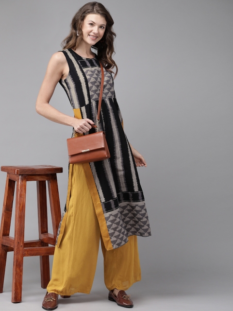 

Anouk Women Black & Grey Printed Straight Kurta