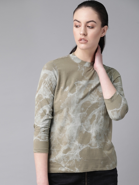 

The Roadster Lifestyle Co Women Green Dyed Top