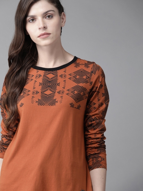 

Roadster Women Rust Orange & Black Printed Round Neck T-shirt