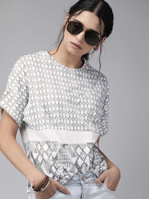 

The Roadster Lifestyle Co Women White & Grey Geometric Print Regular Top