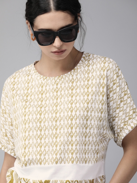 

The Roadster Lifestyle Co Women White & Grey Geometric Print Regular Top