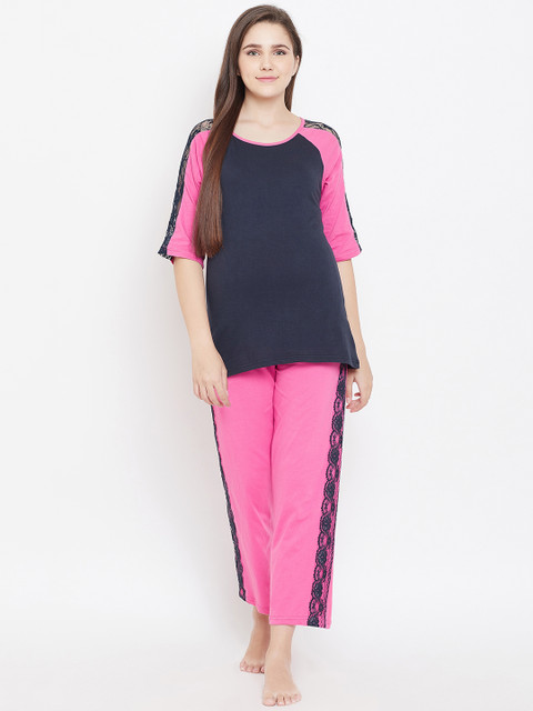 

9teenAGAIN Women Navy Blue & Pink Solid Night Suit