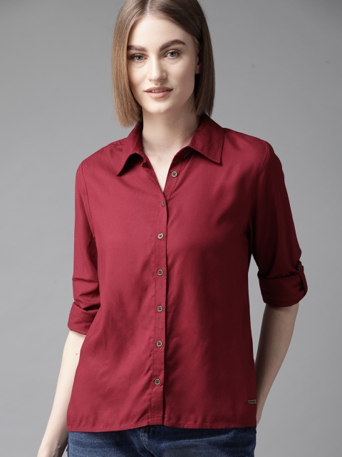 

Roadster Women Maroon Regular Fit Solid Casual High-Low Shirt