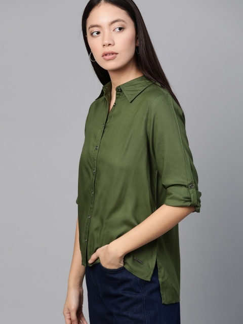 

The Roadster Lifestyle Co Women Olive Green Regular Fit Solid Casual Shirt
