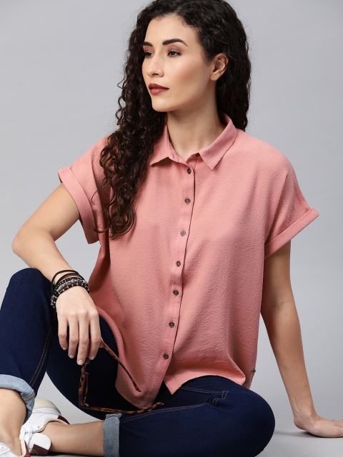 

The Roadster Lifestyle Co Women Pink Boxy Fit Solid Casual Shirt