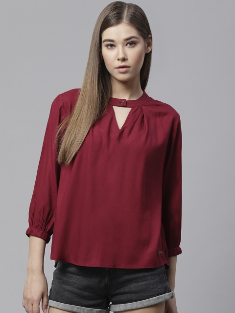 

The Roadster Lifestyle Co Women Maroon Solid Sustainable Top